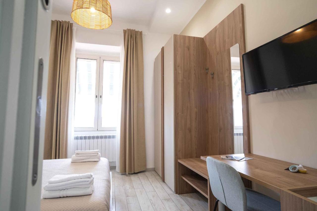 Taty Home Casa Vacanze ซาแลร์โน ภายนอก รูปภาพ
