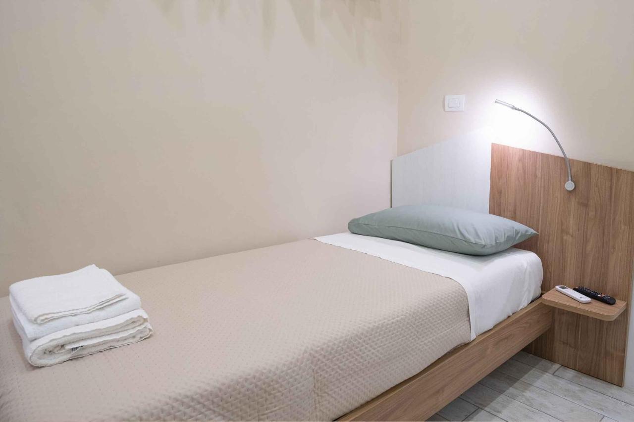 Taty Home Casa Vacanze ซาแลร์โน ภายนอก รูปภาพ