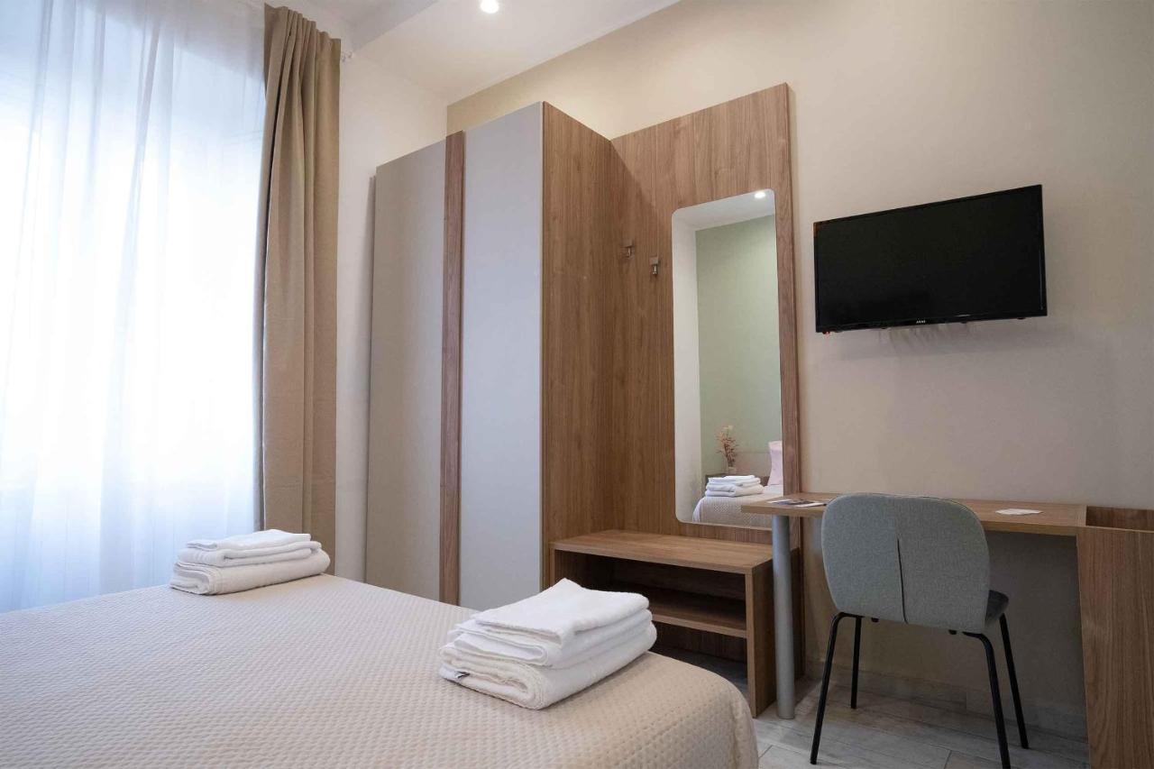 Taty Home Casa Vacanze ซาแลร์โน ภายนอก รูปภาพ